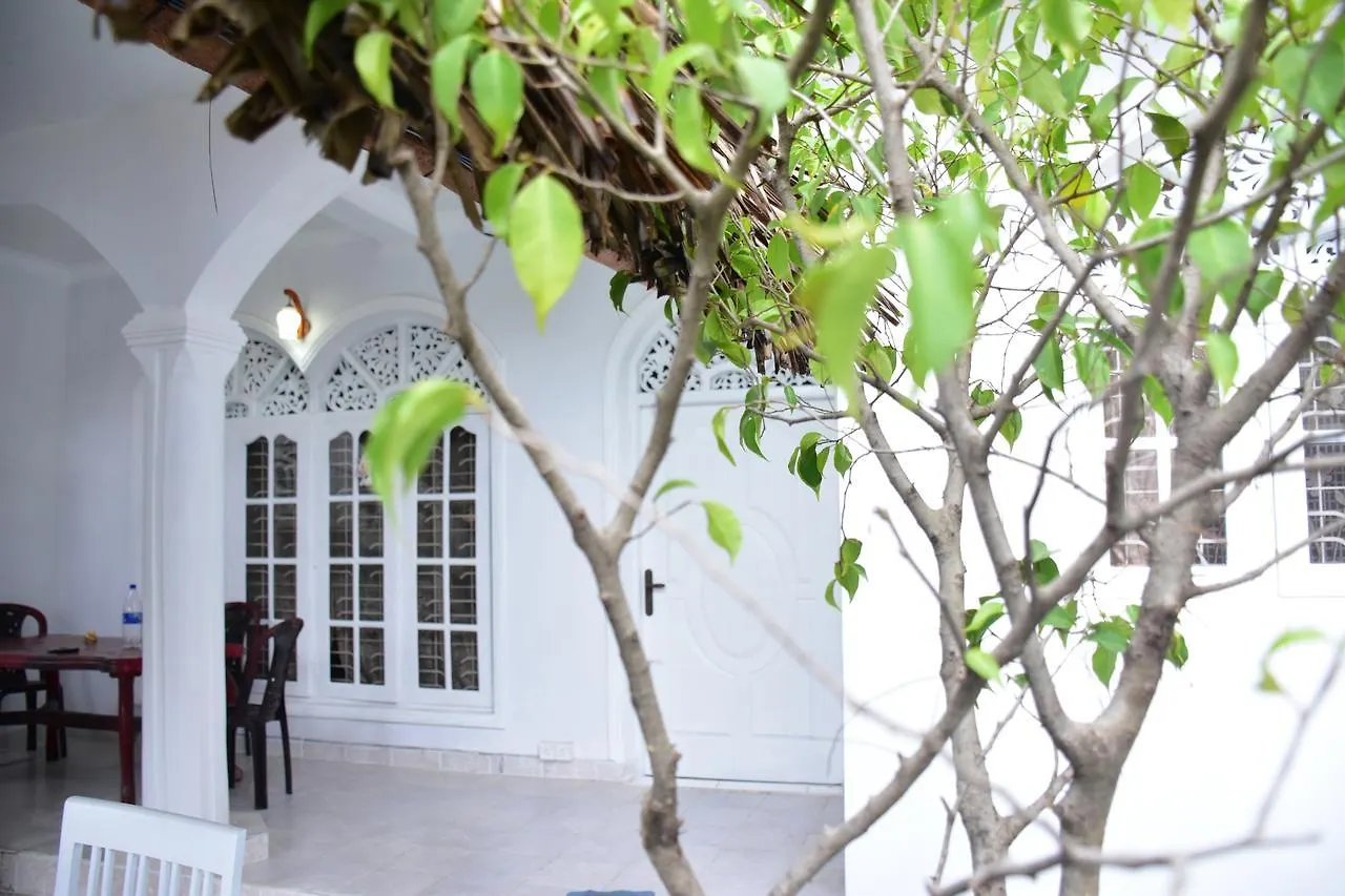 Bed & Breakfast King Paradise By Hotel Oviniru