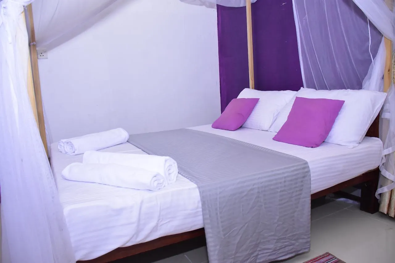 Bed & Breakfast King Paradise By Hotel Oviniru