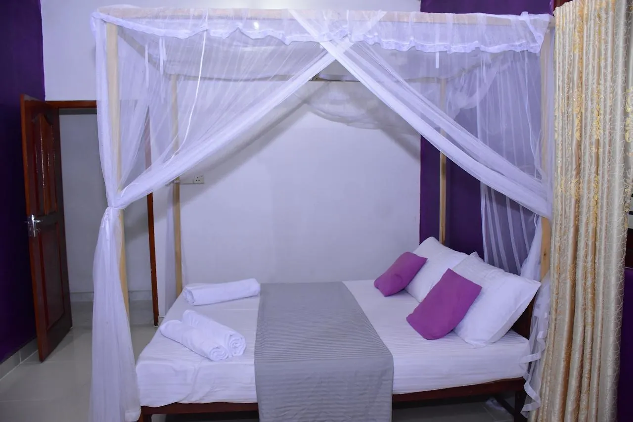 Bed & Breakfast King Paradise By Hotel Oviniru