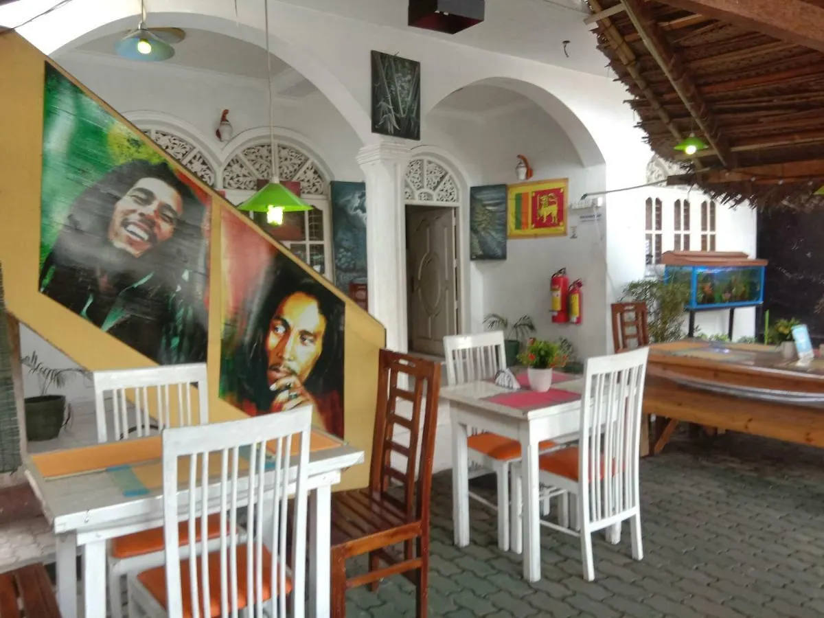 King Paradise By Hotel Oviniru 0*, Negombo Sri Lanka