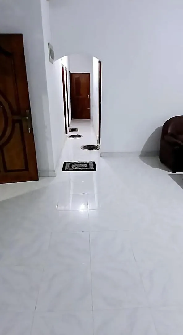 King Paradise By Hotel Oviniru Negombo 0*,  Sri Lanka