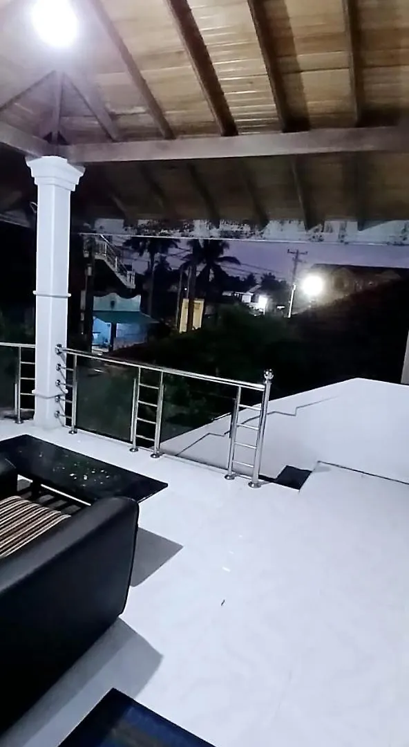 King Paradise By Hotel Oviniru Negombo